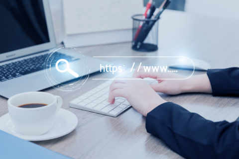 拉薩旅游網(wǎng)站制作、旅游行業(yè)網(wǎng)站建設(shè)有哪些好的解決方案？